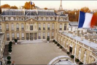 C'est la résidence officielle et siège de la présidence de la République française.