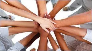 Parmi les 10 principes fondamentaux de l'entreprise, on trouve :