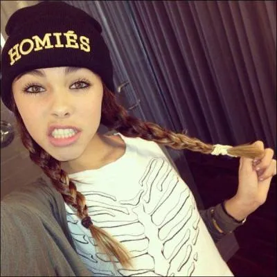 Comment s'appelle son père ?