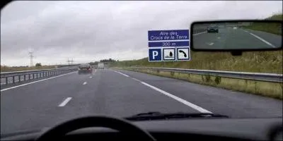 J'ai roulé à 120 km/h sur une durée de 3 heures et 30 minutes. Quelle distance ai-je parcourue ?