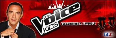 Comment s'appelle le présentateur ?