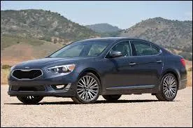 Quel est le nom de cette voiture coréenne ?