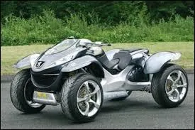 Quel est le nom de ce concept-car Peugeot présenté en 2004 ?