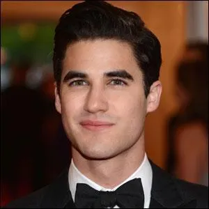 Blaine est apparu seulement à partir de la saison 2, il est tout de suite ami avec Kurt mais il est aussi joué par :