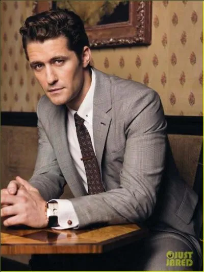 Il dirige la chorale avec amour et a des liens avec certains de ses élèves et il est aussi professeur d'espagnol. Will est joué par :