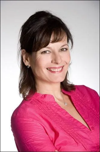 Avec qui Blanche vit-elle actuellement ?