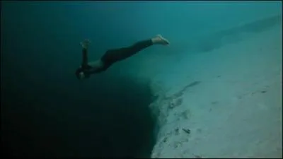 Quel est l'endroit le plus profond des océans ?