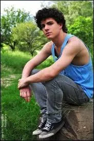 Qui interprète Maxi ?