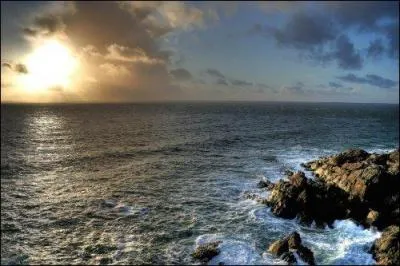 Que veut dire "Armorique" ?