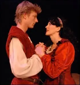 Qui reprit dans une de ses pièces le personnage de Chimène ?