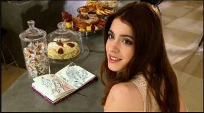 Au début de l'épisode 1 de la saison 1 de Violetta, quel âge a Violetta ?