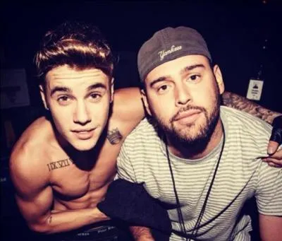 Qui est son manager ?