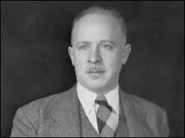 Qui naquit le 7 septembre 1907, et fut arrêté en 1946 au motif d'espionnage pour le compte de l'Union Soviétique ?