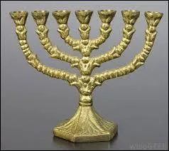 Quel nom porte le chandelier à 7 branches des musulmans ?