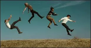 Quelle est la date de sortie de "Night Visions" ?