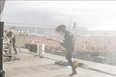 Quand ont-ils annoncé la sortie d'un second album ?