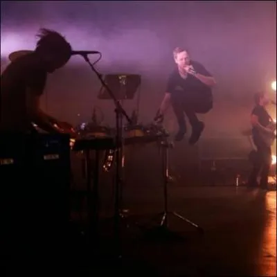 Est-ce que le nom "Imagine Dragons" est le nom officiel ?