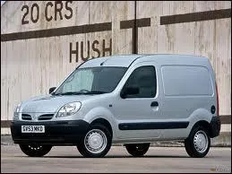 C'est le Kangoo de chez Nissan. Quel nom porte-t-il ?