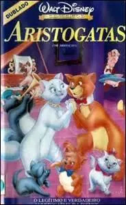 Quel chat de gouttire jouera de l'accordon toute une soire pour Duchesse et ses chatons ?