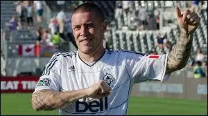 Qui est cet attaquant français qui a joué à Vancouver de 2011 à 2012 ?