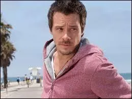 Comment s'appelle ce beau jeune homme ?