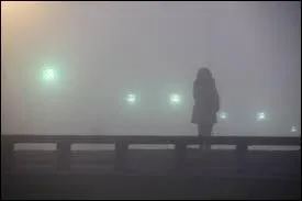 Si l'esprit est embrouillé, il développe une grande incertitude.