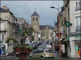 Connue pour son boudin blanc, Rethel est une ville située dans le département ...