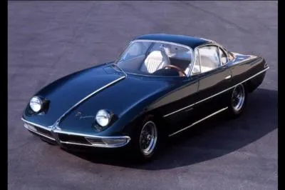 Quel est le nom de cette Lamborghini ?