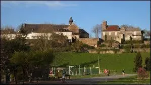 Je vous emmène à Lescar, village aquitaine situé dans le département n° ...