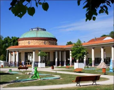 Dans quel département pourrez-vous effectuer une cure thermale à Contrexéville si vous connaissez des problèmes rénaux ou urinaires ?