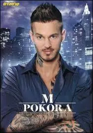 Quelle chanteuse considère-t-il comme "sa petite soeur" ?