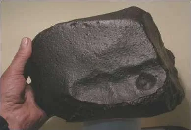 Qu'est-ce qu'une 'pierre à encre' ?