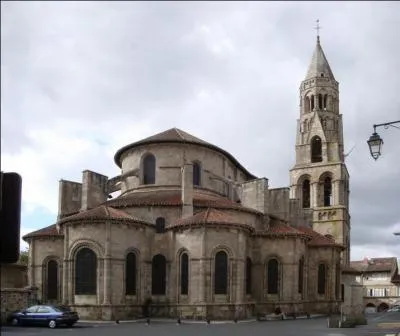 De ces quatre départements, lequel n'est pas limitrophe de celui de la Haute-Vienne ?