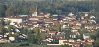 Saint-Marcellin-en-Forez est un village rhônalpin situé dans le département n° ...