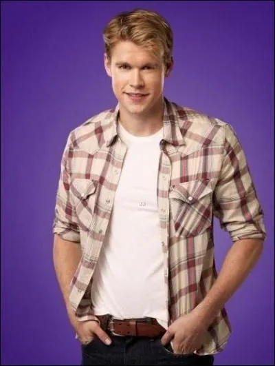 Qui est ce beau gosse qui se teint les cheveux blonds avec du jus de citron pour être plus cool ?