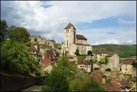 Capitale de la truffe noire du Quercy, le village Lotois de Lalbenque se situe en région ...