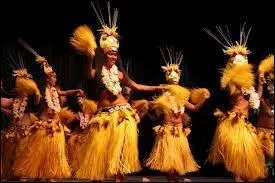 Danse traditionnelle de Tahiti en Polynésie française. C'est :