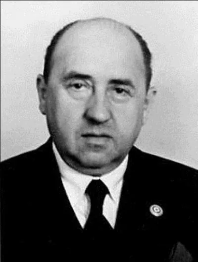 A la base, c'est un journaliste spécialisé dans le domaine politique, devenu ministre puis directeur de banque, il participera à la Shoah en récupérant les biens des Juifs arrêtés et déportés.

Qui est ce triste banquier véreux (réponse 1 ou 2) ?
A quoi a-t-il été condamné (réponse 3, 4 ou 5) ?