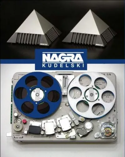 Du haut de ses pyramides Nagra, un demi-siècle d'histoire Hifi vous contemple. Leur prix aussi est pharaonique (30 000 $), mais la question n'est pas là : que signifie en français, le mot « nagra » ?
