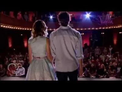 Dans quel épisode Violetta perd-elle la voix sur scène et chante-t-elle "Podemos" avec León ?