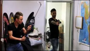 Squeezie a fait une autre parodie. C'est celle de ... ?