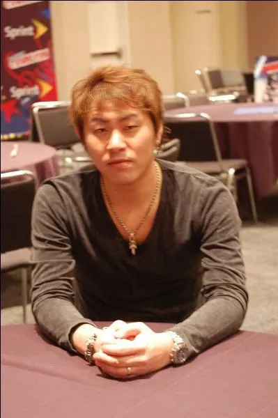 Qui est l'auteur de 'Fairy Tail' ?