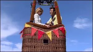 Quelle est la chanson que Léon a composé à Violetta ?