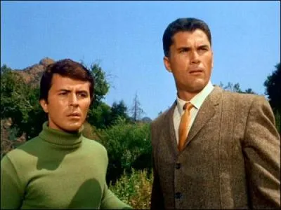 Dans la série "Au cur du temps" de 1967, quand les héros voyageaient dans le temps, ils traversaient ...