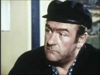 Dans la série "L'Homme du Picardie" de 1968, sur quelle embarcation se jouait l'histoire ?