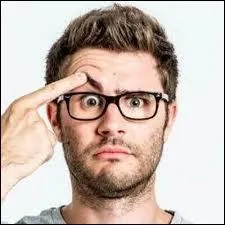 L'image qui est à gauche, c'est la photo de profil de Cyprien. Quel est le site où Cyprien a mis cette photo ?