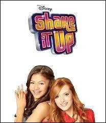 Dans "Shak it up Chicago " comment s'appellent les 2 meilleures amies ?