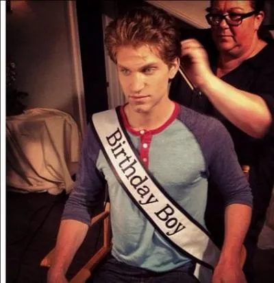 Quel âge a-t-il dans la vraie vie ? (en 2014)