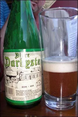 Quel fruit entre dans la composition de la bière Darbyste ?