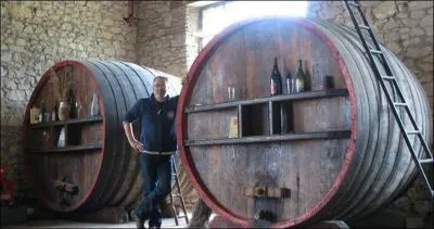Combien de foudres de 50 hl sont arrivés à la Brasserie des Vignes en mai 2014 ?